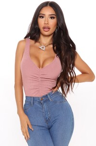 07-29-20Studio2_RM_SA_12-02-30_18_1454HB_Mauve_5176_RA_1414x2121.jpg