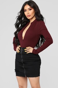 08-29-18_Studio_2_15-05-45_BNL1117_Burgundy0847_NT_JF_1414x2121.jpg