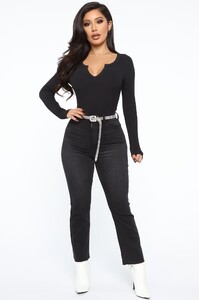 10-01-19_Studio_2_MA_LE_14-53-04_47_P2912_Black_P_34827_WG_1414x2121.jpg