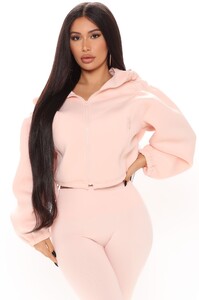 10-20-20Studio2_RT_SD_11-45-56_22_SJ4588_Pink_0930_NT_1414x2121.jpg