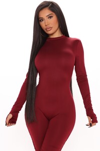 10-21-20Studio2_BB_SD_14-46-55_41_NJ9633N_Burgundy_1624_RA_1414x2121.jpg