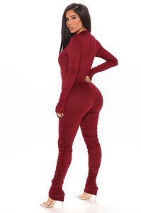10-21-20Studio2_BB_SD_14-47-34_41_NJ9633N_Burgundy_1629_RA_1414x2121.jpg