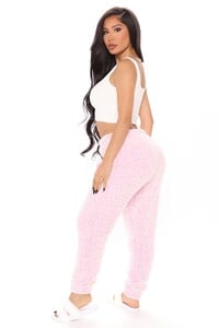 10-28-20Studio2_MS_13-31-19_32_1JA144_Pink_1240_JK_1414x2121.jpg