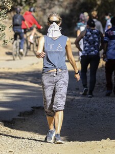       pal061220BZNimage9.jpg