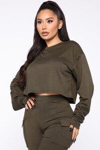 11-15-19_Studio_2_MA_LE_10-55-28_21_ST2267_Olive_P_0301_RA_1414x2121.jpg