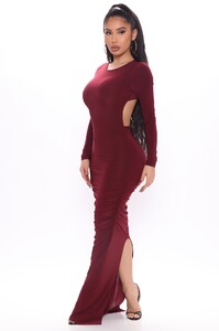 11-19-20Studio2_RT_SD_14-01-43_39_D11325_Burgundy_2172_RA_1414x2121.jpg