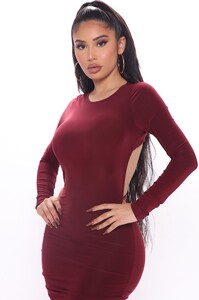 11-19-20Studio2_RT_SD_14-01-45_39_D11325_Burgundy_2173_RA_1414x2121.jpg