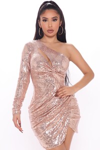 11-19-20Studio2_RT_SD_14-23-02_43_DR1341S_RoseGold_2218_RA_1414x2121.jpg
