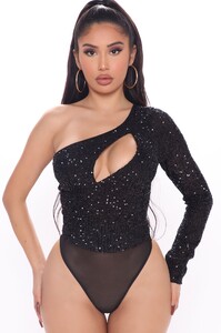 11-19-20Studio2_RT_SD_14-52-20_48_TI5380_Black_2255_RA_1414x2121.jpg