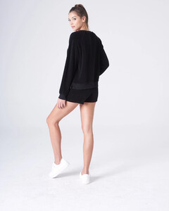 Black Gym Pullover_0004.jpg