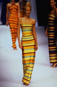 1172260944_herve-leger-ss-1997(14).thumb.jpg.f5e4c36e64844dccc8b563dcd979f492.jpg