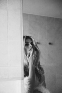 1190936609_NatalieRoserSeries9(31).thumb.jpg.5ac3c98d8c878d682645ac4fc59ced37.jpg