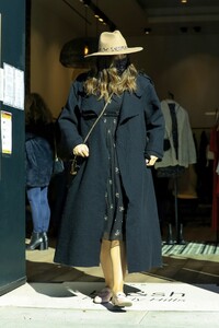       mcp301220BZNimage124.jpg