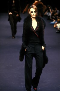 1452247878_SoniaRykiel1997WomenRTW114.thumb.jpg.351fade5c4f5c3abb1682d60f49d30b6.jpg