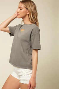 Care Free Tee  - Smoked Pearl _ O'Neill_0004.jpg