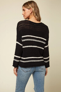 Salty Sweater - Black _ O'Neill_0001.jpg