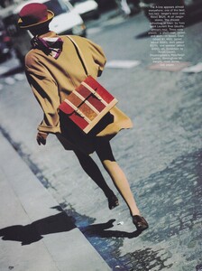 1585519739_VOGUEUSAug199005.thumb.jpg.7bf351aa6058e706d13e721bd571da59.jpg
