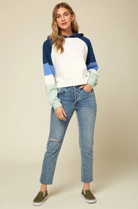 Mel Pullover - Insignia Blue _ O'Neill_0002.jpg