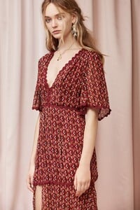 1711_FK_DRIFT_MIDI_DRESS_WINE_WALLPAPER_SH_3087-67.jpg