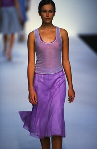 1821608583_marc-jacobs-ss-1998(2).thumb.jpg.a20ed8c678f9d0465cfdaeec4e0f95f6.jpg