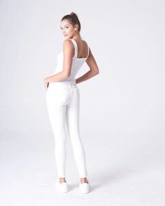 White Fat strap tank_0004.jpg