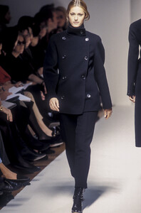 1886119328_jil-sander-fw-1993(16).thumb.jpg.a5124ef538413a546055d7b7c77141e2.jpg