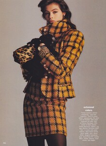 2037926667_VOGUEUSAug198905.thumb.jpg.02f8d165227a955b15b753d5eba56c6a.jpg