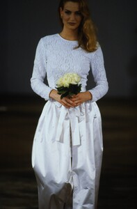 238006126_michael-kors-fw-1991(1).thumb.jpg.bd22159f2903e17e24d15000f2b8394f.jpg