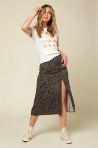 Tribiani Skirt - Black _ O'Neill.jpg