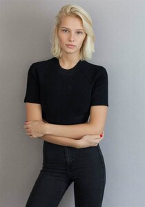 295_a1aca348-2cdb-4fcf-ae0d-fc5d6fbc91de.thumb.jpg.1ba072143fafb45a28dca50fa598fdcf.jpg