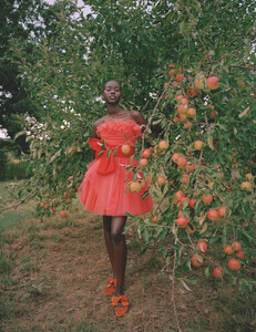 vogue uk 01-21-3.jpg