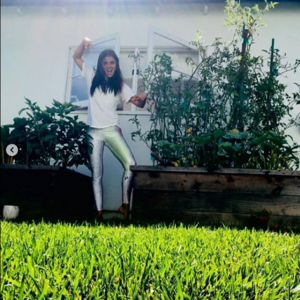 Screenshot_2020-12-29 Shiri Appleby ( shiriappleby) • Фото и видео в Instagram(1).png