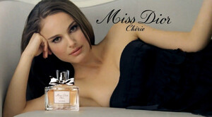 989924610_natport_missdior_CUimage1_122_825lo.jpg