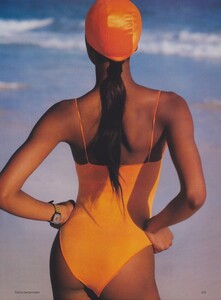 Bright_Demarchelier_US_Vogue_May_1988_08.thumb.jpg.eed8c4a1c82c80a6d972d9cc53c12dc0.jpg