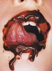 Chocolate_Penn_US_Vogue_February_2001_02.thumb.jpg.9b93b4ada940cddd4927988d3be84528.jpg