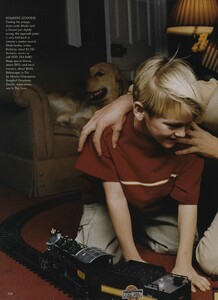 Constantine_US_Vogue_April_1999_03.thumb.jpg.46b19ad4927abafc2a4af85662d04b9f.jpg