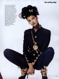 Cutting_Penn_US_Vogue_January_1992_13.thumb.jpg.cf285d96ed19c425cdda8e725241c74c.jpg