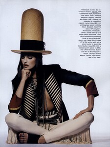 Cutting_Penn_US_Vogue_January_1992_14.thumb.jpg.28b8e262a25d1bf7e80dbb784bdc6bd7.jpg