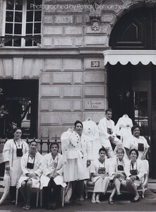 Demarchelier_US_Vogue_October_2008_02.thumb.jpg.653e2eb35ce09d4f65f2f29a777af2f5.jpg