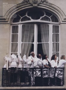 Demarchelier_US_Vogue_October_2008_14.thumb.jpg.989fc60e65fa1a6358e1589a49665147.jpg