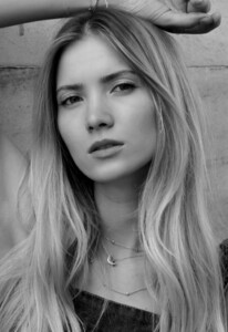 Dragana-new-200-704x1024.thumb.jpg.5fd82ea5762e331c9fa33fa6362dfb53.jpg