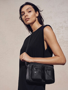 DressEdit-19.thumb.jpg.3b02d41182948566f87b136b4366e73c.jpg