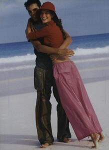 Elgort_US_Vogue_April_1999_13.thumb.jpg.aa1b636e15a56e1e1421c43c5c647ed0.jpg