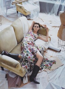Fall_Meisel_US_Vogue_July_2001_10.thumb.jpg.0726e2c1e97a7da0ffb2d98abd3a5c7c.jpg