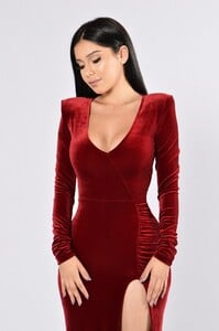 Fashion_Nova_09-14_956_1414x2121.jpg