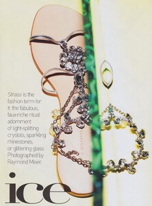 Fire_Meier_US_Vogue_May_2005_02.thumb.jpg.f9284ff8db884daea7ced658f6701b80.jpg