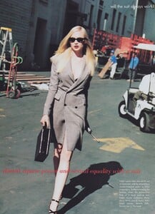 Hanson_US_Vogue_February_1995_04.thumb.jpg.39689a3f5a12a22448e2c72e7bdf3b3e.jpg