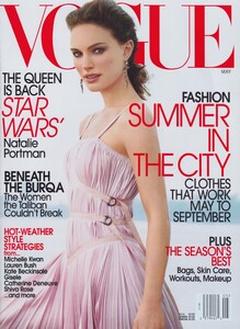 Klein_US_Vogue_May_2002_Cover.thumb.jpg.6e9d610f0b3a0417f1c4d1db385a2948.jpg