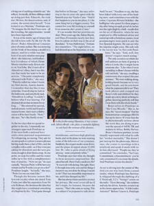 Leibovitz_US_Vogue_December_2007_10.thumb.jpg.5bb89d3b416dda7f49fac605e10d4bdc.jpg