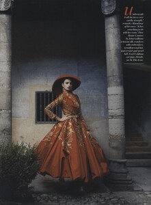 Leibovitz_US_Vogue_December_2007_12.thumb.jpg.9afda7761235dd10ebb8ad5ef9e95169.jpg